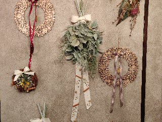 クリックで詳細表示