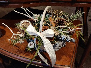 クリックで詳細表示